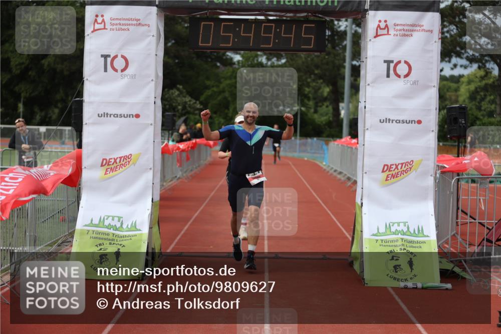 14.06.2026 - 7 Türme Triathlon Andreas Tolksdorf http://msf.ph/oto/9809627 14.06.2026 16:49:44 Ziel 767, 829, 861 meine-sportfotos.de