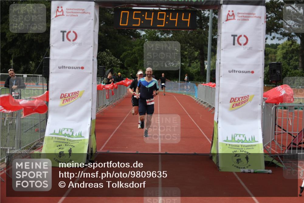 14.06.2026 - 7 Türme Triathlon Andreas Tolksdorf http://msf.ph/oto/9809635 14.06.2026 16:49:43 Ziel 767, 829, 861 meine-sportfotos.de