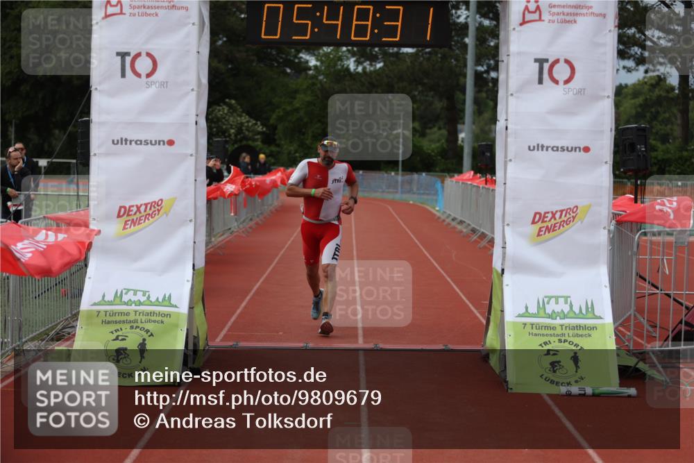 14.06.2026 - 7 Türme Triathlon Andreas Tolksdorf http://msf.ph/oto/9809679 14.06.2026 16:48:30 Ziel 631 meine-sportfotos.de