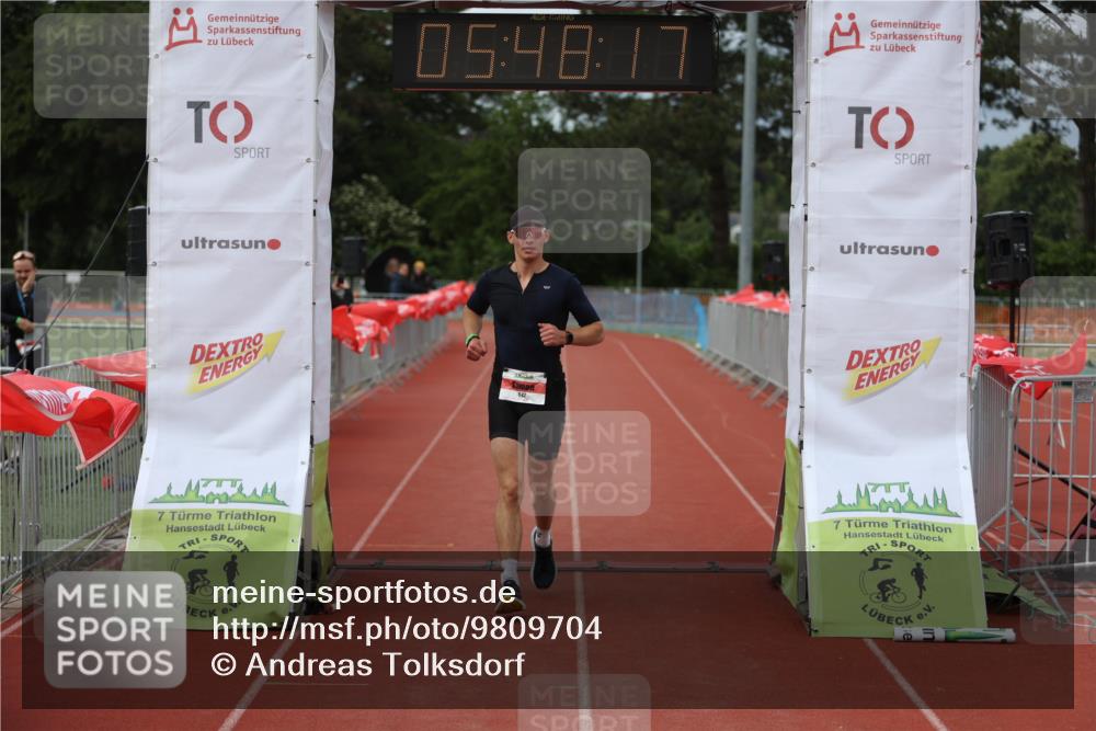 14.06.2026 - 7 Türme Triathlon Andreas Tolksdorf http://msf.ph/oto/9809704 14.06.2026 16:48:16 Ziel 642 meine-sportfotos.de