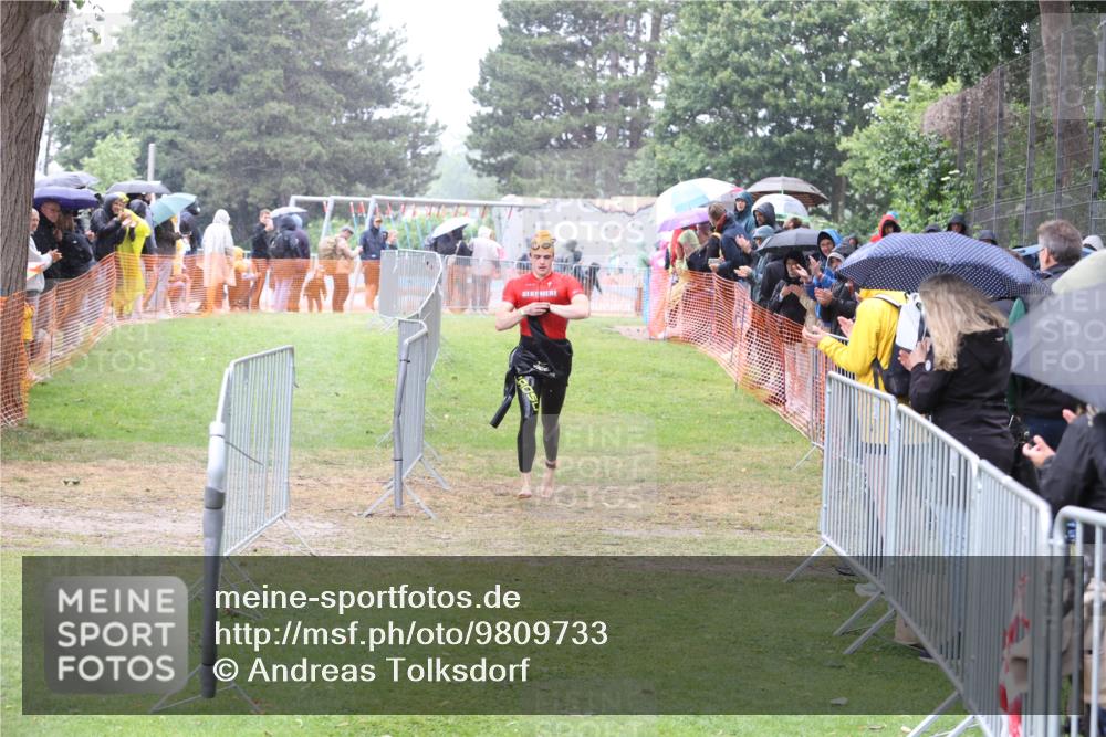 14.06.2026 - 7 Türme Triathlon Andreas Tolksdorf http://msf.ph/oto/9809733 14.06.2026 13:24:32 Schwimmen  meine-sportfotos.de