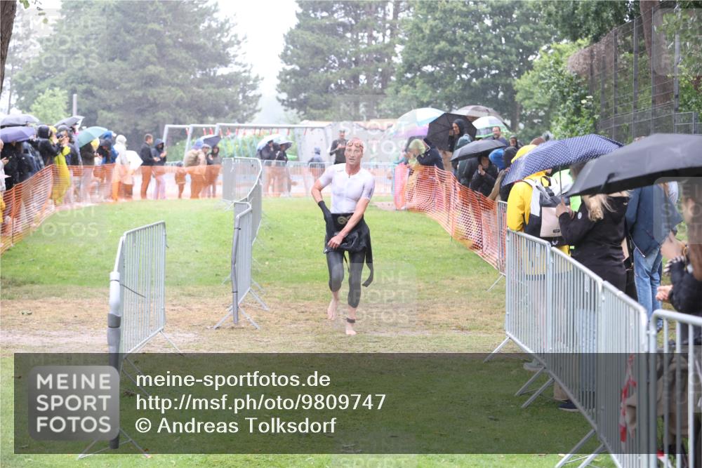 14.06.2026 - 7 Türme Triathlon Andreas Tolksdorf http://msf.ph/oto/9809747 14.06.2026 13:25:46 Schwimmen  meine-sportfotos.de