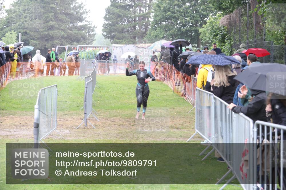 14.06.2026 - 7 Türme Triathlon Andreas Tolksdorf http://msf.ph/oto/9809791 14.06.2026 13:27:12 Schwimmen  meine-sportfotos.de