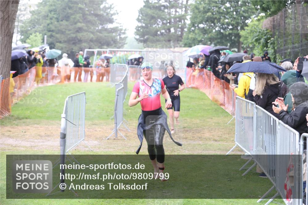 14.06.2026 - 7 Türme Triathlon Andreas Tolksdorf http://msf.ph/oto/9809799 14.06.2026 13:27:43 Schwimmen  meine-sportfotos.de