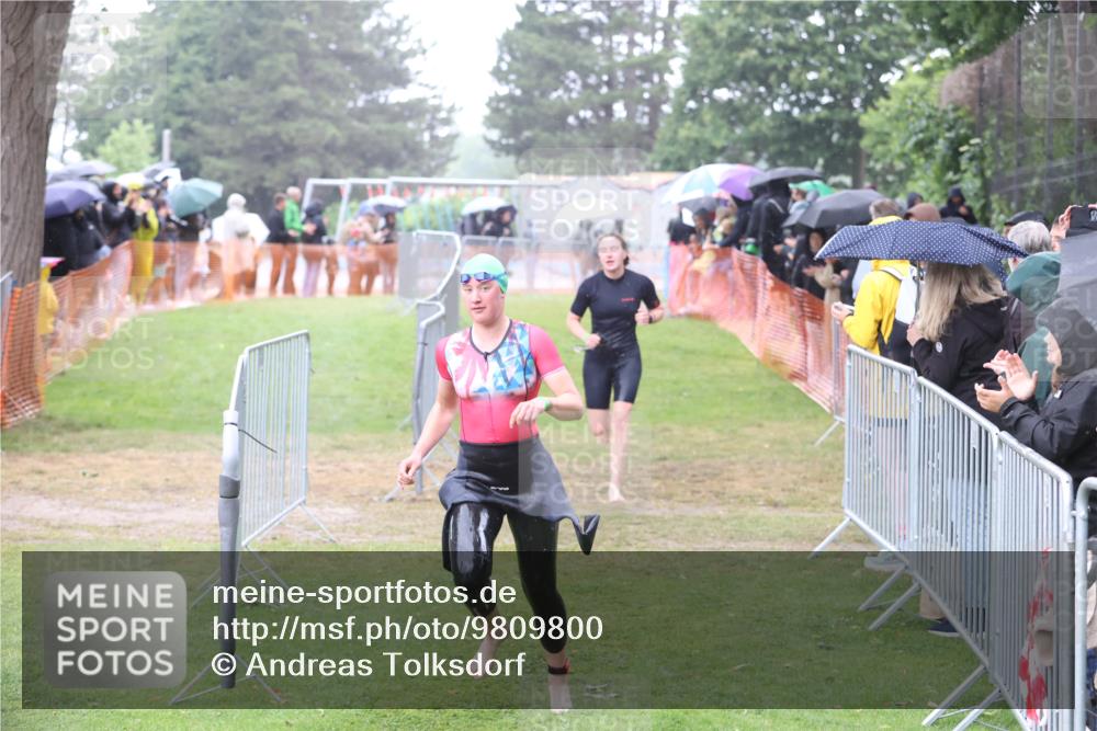 14.06.2026 - 7 Türme Triathlon Andreas Tolksdorf http://msf.ph/oto/9809800 14.06.2026 13:27:43 Schwimmen  meine-sportfotos.de