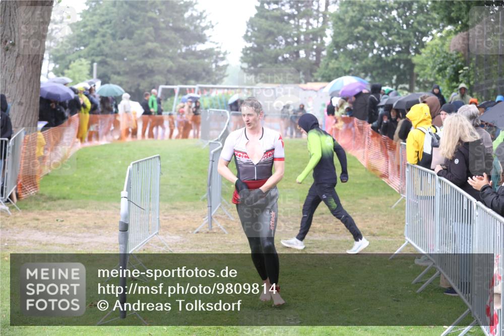 14.06.2026 - 7 Türme Triathlon Andreas Tolksdorf http://msf.ph/oto/9809814 14.06.2026 13:28:05 Schwimmen  meine-sportfotos.de