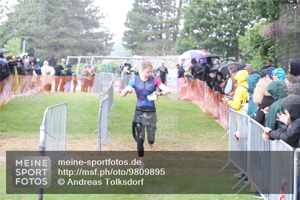 14.06.2026 - 7 Türme Triathlon Andreas Tolksdorf http://msf.ph/oto/9809895 14.06.2026 13:30:28 Schwimmen  meine-sportfotos.de