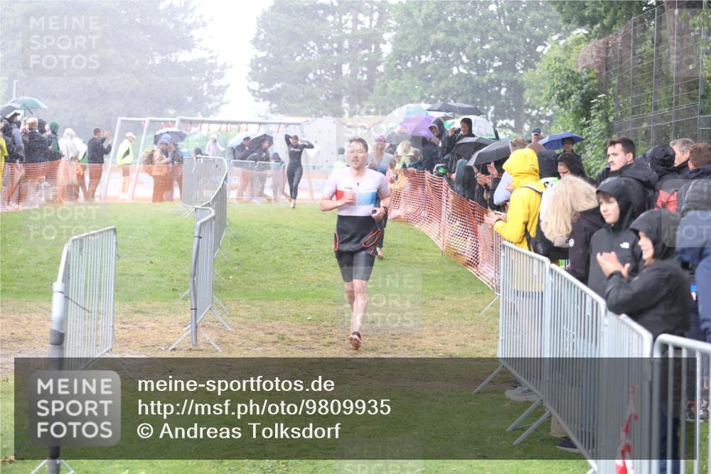 14.06.2026 - 7 Türme Triathlon Andreas Tolksdorf http://msf.ph/oto/9809935 14.06.2026 13:31:29 Schwimmen  meine-sportfotos.de