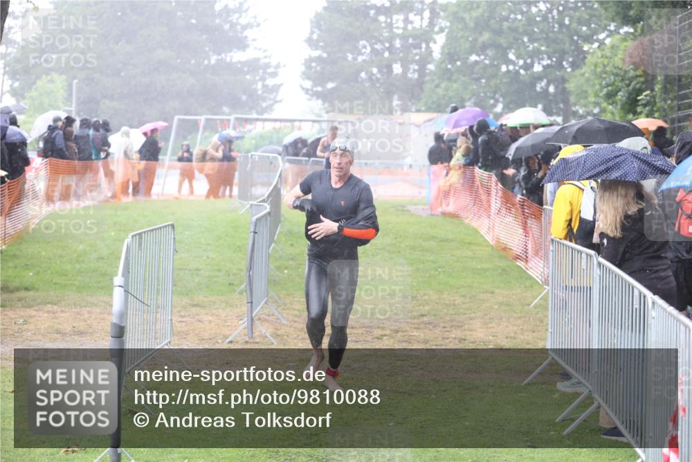 14.06.2026 - 7 Türme Triathlon Andreas Tolksdorf http://msf.ph/oto/9810088 14.06.2026 13:33:20 Schwimmen  meine-sportfotos.de