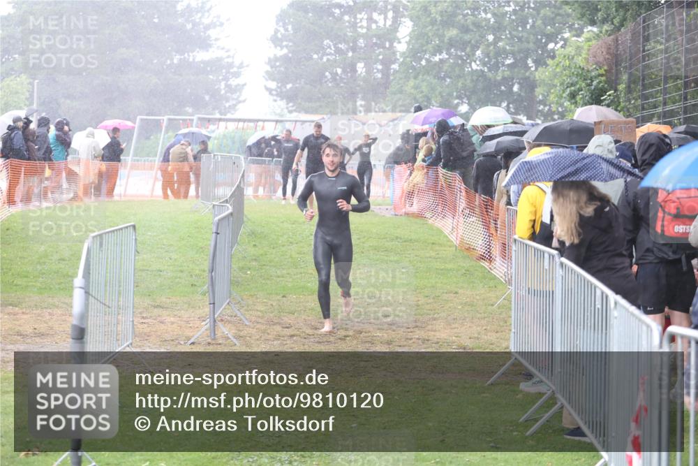 14.06.2026 - 7 Türme Triathlon Andreas Tolksdorf http://msf.ph/oto/9810120 14.06.2026 13:33:50 Schwimmen  meine-sportfotos.de