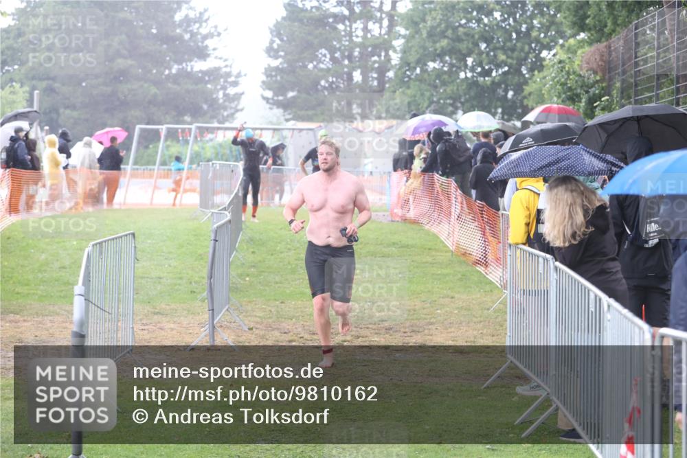 14.06.2026 - 7 Türme Triathlon Andreas Tolksdorf http://msf.ph/oto/9810162 14.06.2026 13:35:00 Schwimmen  meine-sportfotos.de