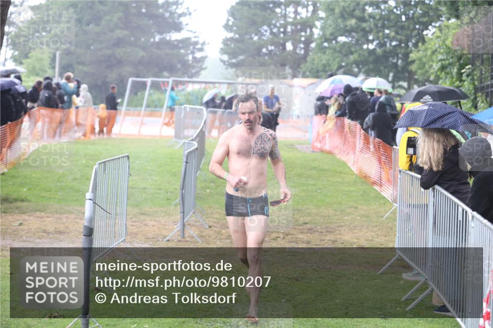14.06.2026 - 7 Türme Triathlon Andreas Tolksdorf http://msf.ph/oto/9810207 14.06.2026 13:35:53 Schwimmen  meine-sportfotos.de