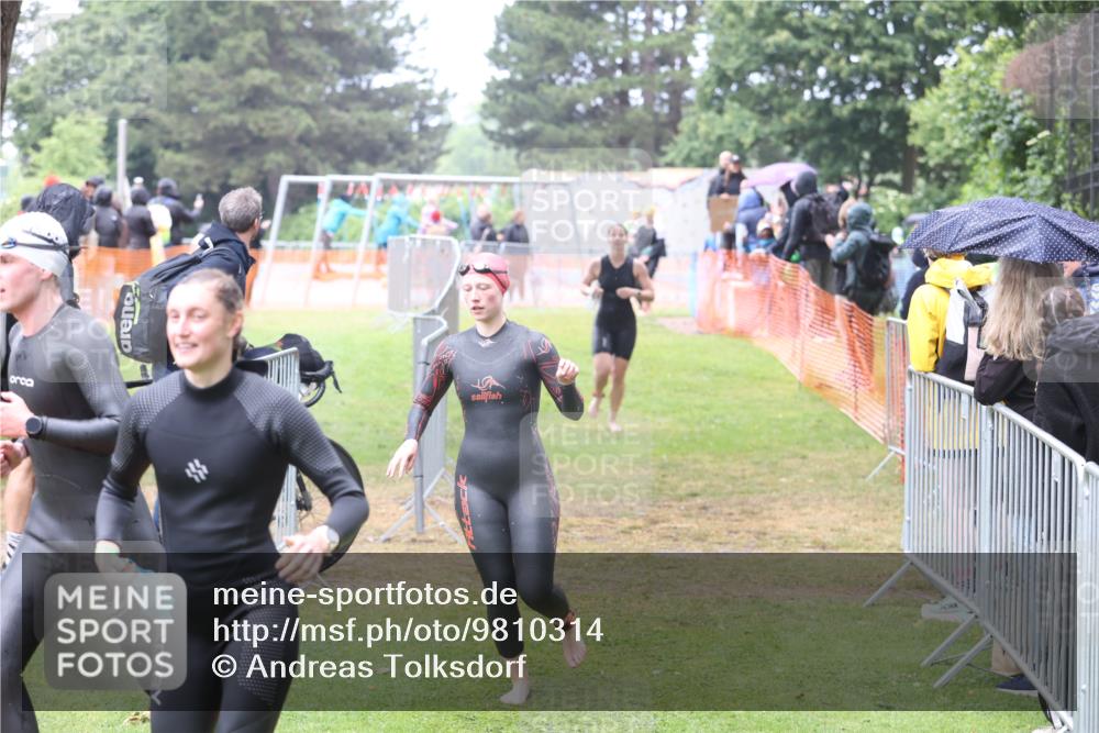 14.06.2026 - 7 Türme Triathlon Andreas Tolksdorf http://msf.ph/oto/9810314 14.06.2026 13:38:24 Schwimmen  meine-sportfotos.de