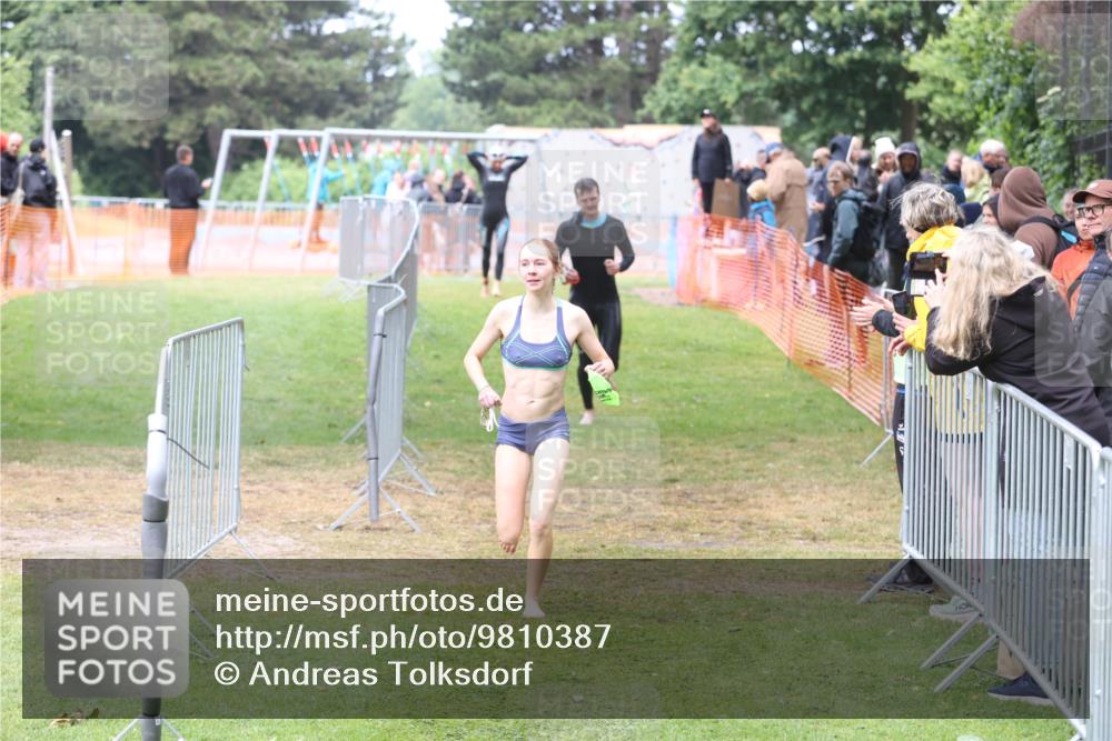 14.06.2026 - 7 Türme Triathlon Andreas Tolksdorf http://msf.ph/oto/9810387 14.06.2026 13:40:20 Schwimmen  meine-sportfotos.de