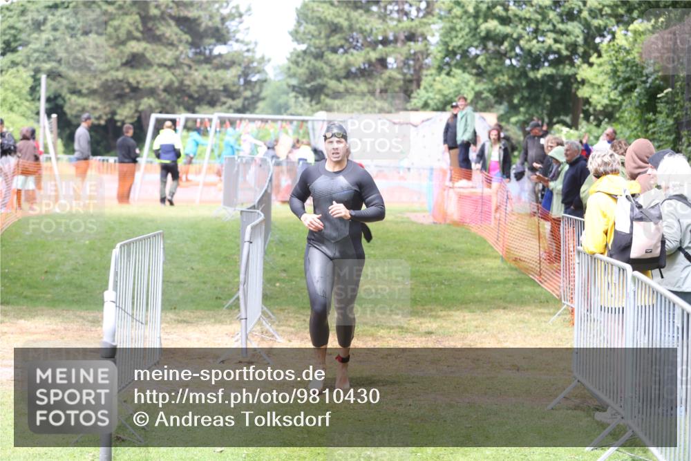 14.06.2026 - 7 Türme Triathlon Andreas Tolksdorf http://msf.ph/oto/9810430 14.06.2026 13:41:33 Schwimmen  meine-sportfotos.de