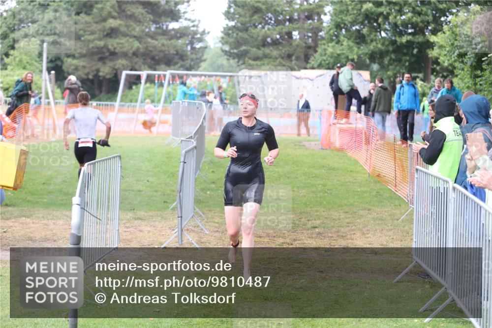 14.06.2026 - 7 Türme Triathlon Andreas Tolksdorf http://msf.ph/oto/9810487 14.06.2026 13:45:19 Schwimmen  meine-sportfotos.de