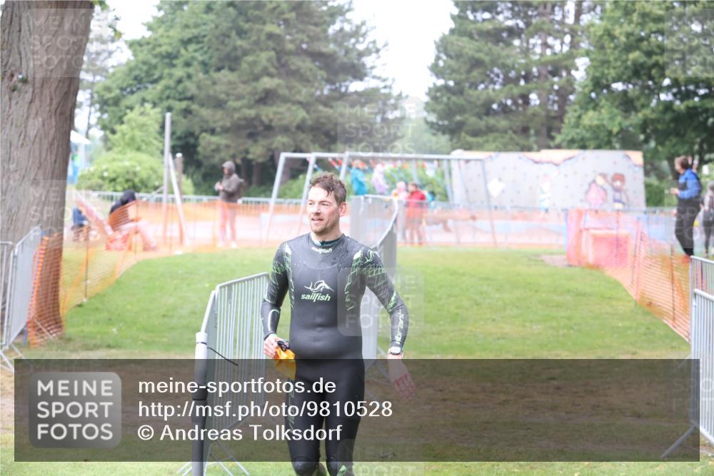 14.06.2026 - 7 Türme Triathlon Andreas Tolksdorf http://msf.ph/oto/9810528 14.06.2026 13:53:15 Schwimmen  meine-sportfotos.de