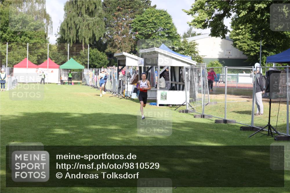 14.06.2026 - 7 Türme Triathlon Andreas Tolksdorf http://msf.ph/oto/9810529 14.06.2026 08:23:45 Schwimmen  meine-sportfotos.de
