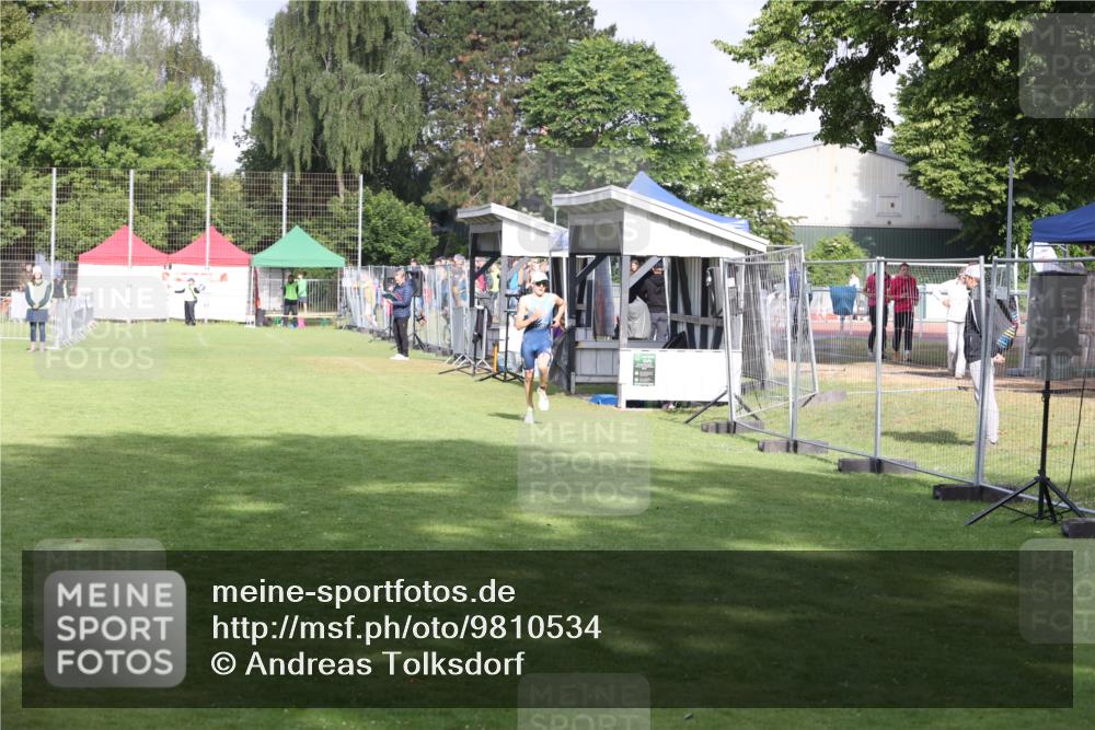 14.06.2026 - 7 Türme Triathlon Andreas Tolksdorf http://msf.ph/oto/9810534 14.06.2026 08:23:48 Schwimmen  meine-sportfotos.de