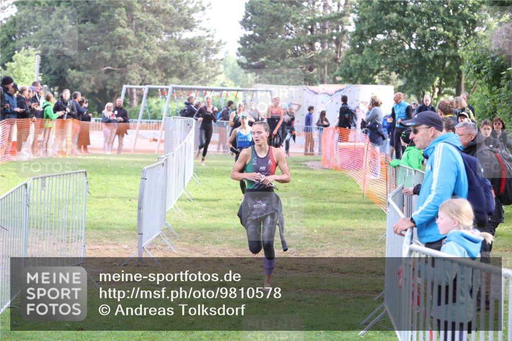 14.06.2026 - 7 Türme Triathlon Andreas Tolksdorf http://msf.ph/oto/9810578 14.06.2026 08:24:23 Schwimmen  meine-sportfotos.de