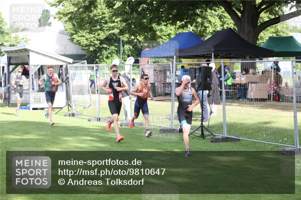 14.06.2026 - 7 Türme Triathlon Andreas Tolksdorf http://msf.ph/oto/9810647 14.06.2026 08:25:17 Schwimmen  meine-sportfotos.de