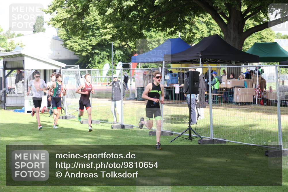 14.06.2026 - 7 Türme Triathlon Andreas Tolksdorf http://msf.ph/oto/9810654 14.06.2026 08:25:20 Schwimmen  meine-sportfotos.de