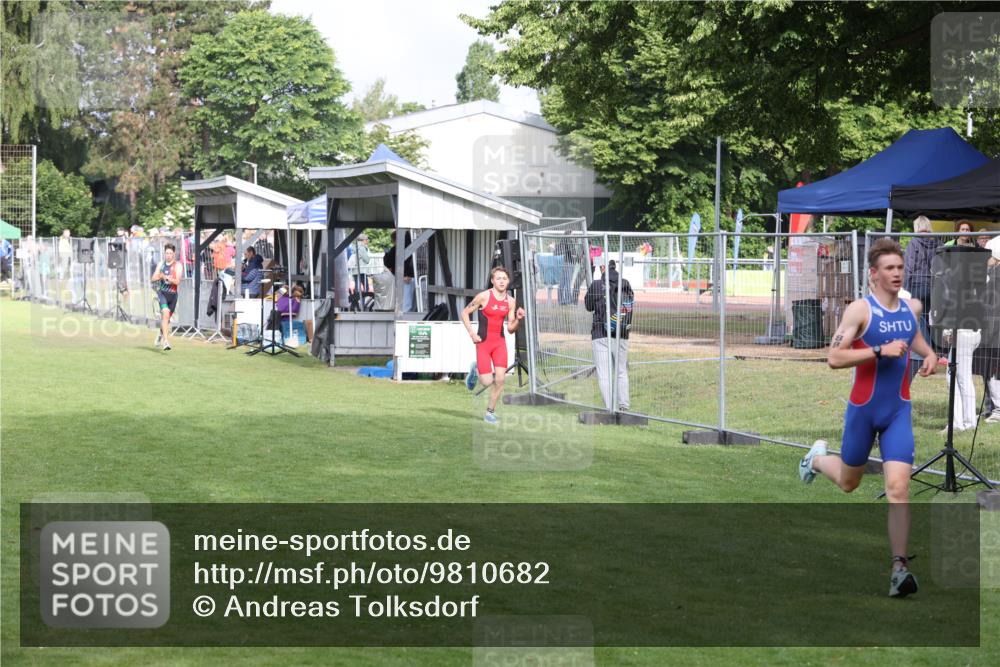 14.06.2026 - 7 Türme Triathlon Andreas Tolksdorf http://msf.ph/oto/9810682 14.06.2026 08:26:36 Schwimmen  meine-sportfotos.de