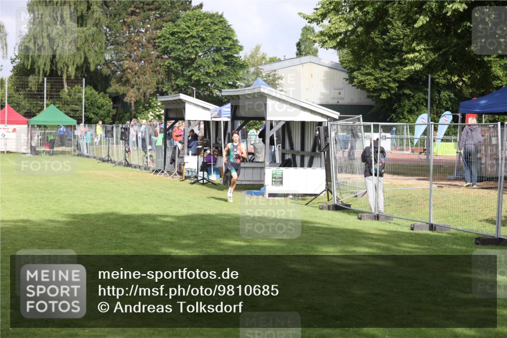 14.06.2026 - 7 Türme Triathlon Andreas Tolksdorf http://msf.ph/oto/9810685 14.06.2026 08:26:39 Schwimmen  meine-sportfotos.de