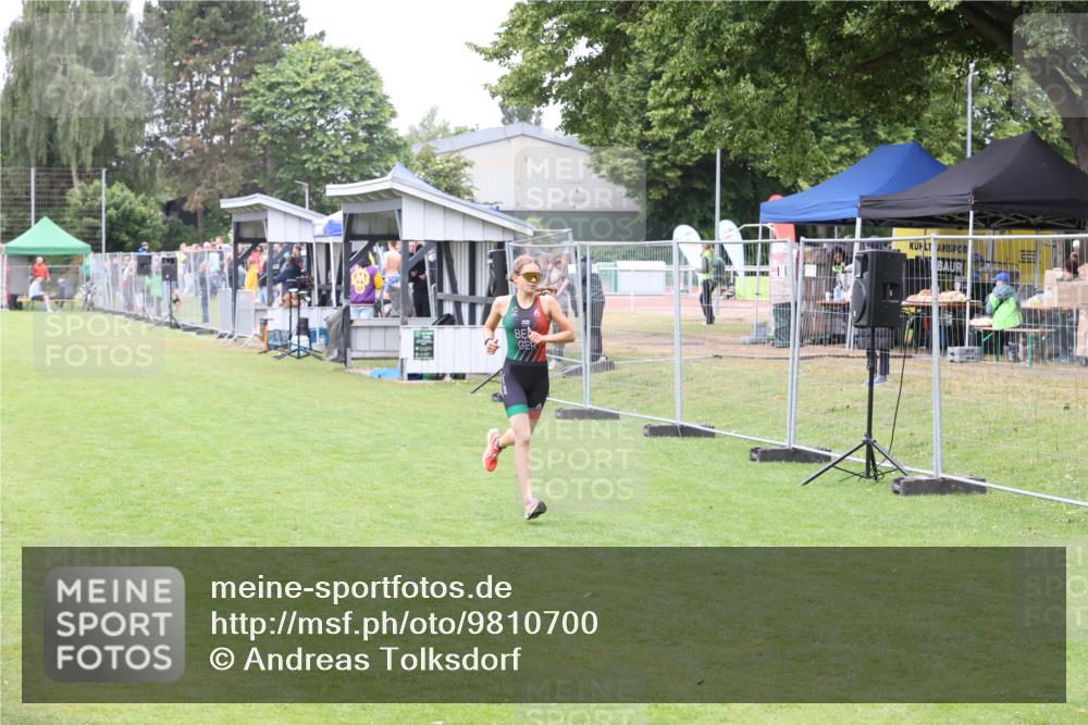 14.06.2026 - 7 Türme Triathlon Andreas Tolksdorf http://msf.ph/oto/9810700 14.06.2026 08:43:31 Schwimmen  meine-sportfotos.de