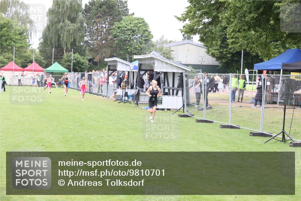 14.06.2026 - 7 Türme Triathlon Andreas Tolksdorf http://msf.ph/oto/9810701 14.06.2026 08:43:53 Schwimmen  meine-sportfotos.de