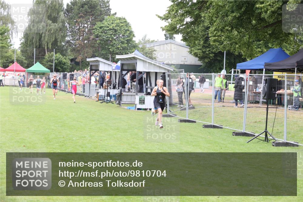 14.06.2026 - 7 Türme Triathlon Andreas Tolksdorf http://msf.ph/oto/9810704 14.06.2026 08:43:53 Schwimmen  meine-sportfotos.de