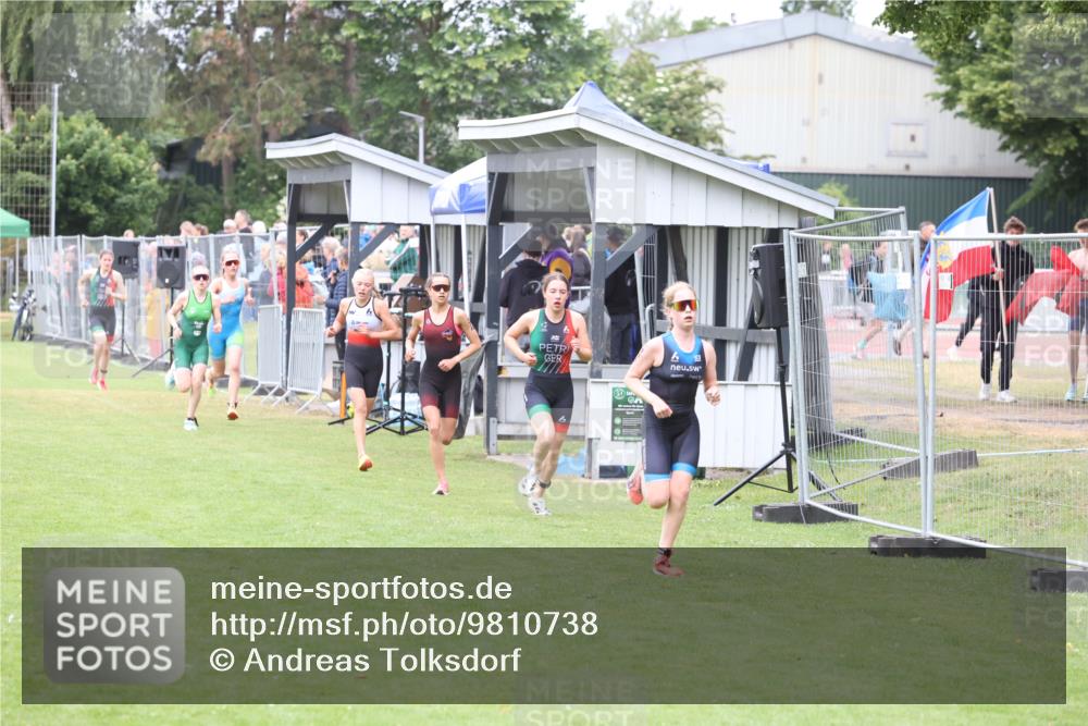14.06.2026 - 7 Türme Triathlon Andreas Tolksdorf http://msf.ph/oto/9810738 14.06.2026 08:44:38 Schwimmen  meine-sportfotos.de