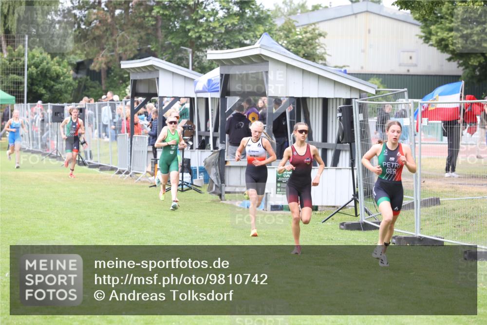 14.06.2026 - 7 Türme Triathlon Andreas Tolksdorf http://msf.ph/oto/9810742 14.06.2026 08:44:40 Schwimmen  meine-sportfotos.de