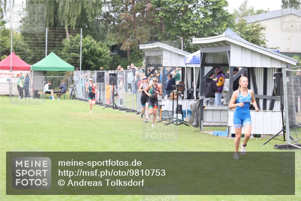 14.06.2026 - 7 Türme Triathlon Andreas Tolksdorf http://msf.ph/oto/9810753 14.06.2026 08:44:50 Schwimmen  meine-sportfotos.de