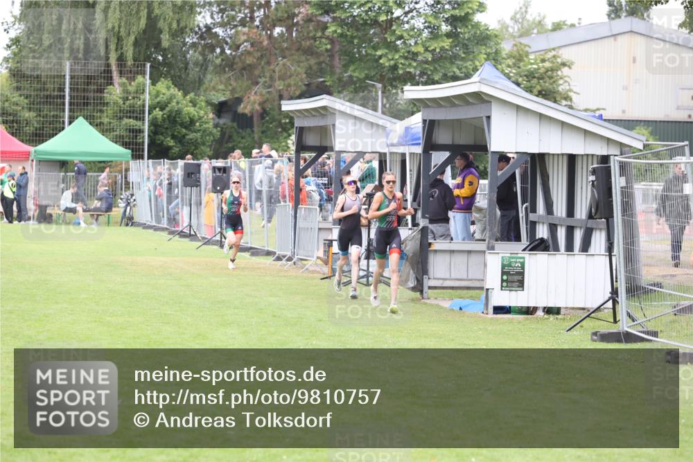 14.06.2026 - 7 Türme Triathlon Andreas Tolksdorf http://msf.ph/oto/9810757 14.06.2026 08:44:52 Schwimmen  meine-sportfotos.de