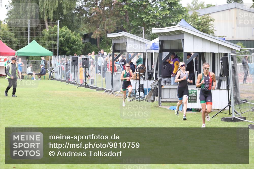 14.06.2026 - 7 Türme Triathlon Andreas Tolksdorf http://msf.ph/oto/9810759 14.06.2026 08:44:54 Schwimmen  meine-sportfotos.de