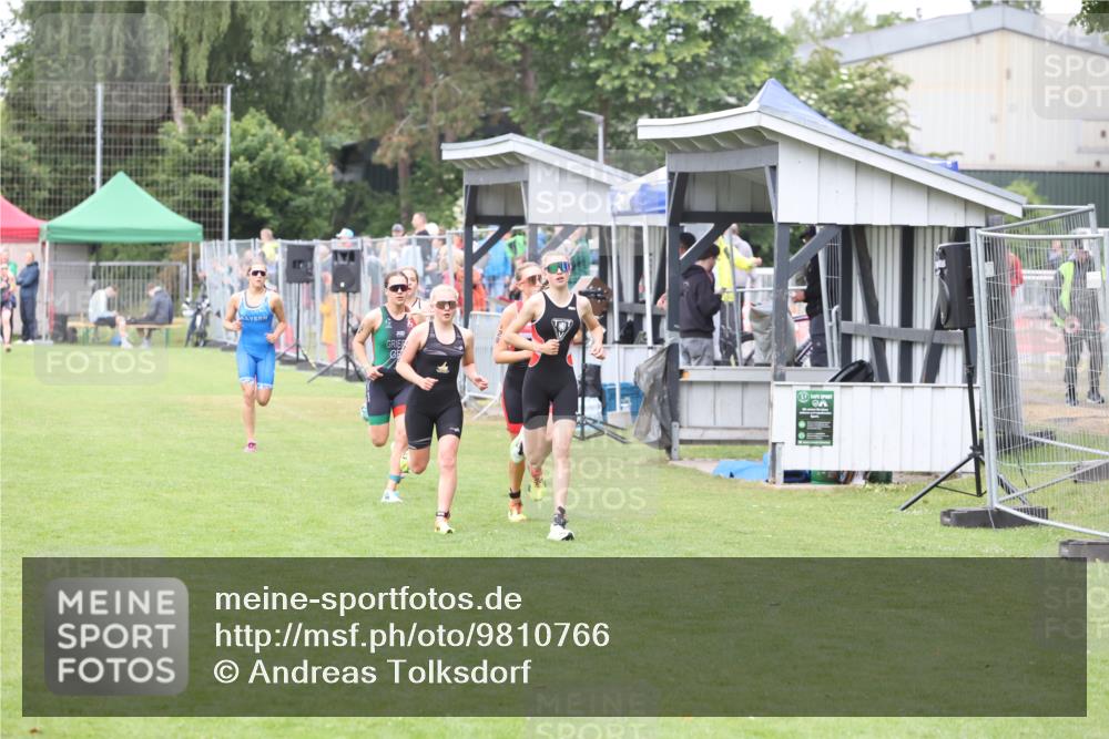 14.06.2026 - 7 Türme Triathlon Andreas Tolksdorf http://msf.ph/oto/9810766 14.06.2026 08:45:25 Schwimmen  meine-sportfotos.de