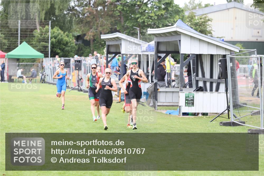 14.06.2026 - 7 Türme Triathlon Andreas Tolksdorf http://msf.ph/oto/9810767 14.06.2026 08:45:25 Schwimmen  meine-sportfotos.de