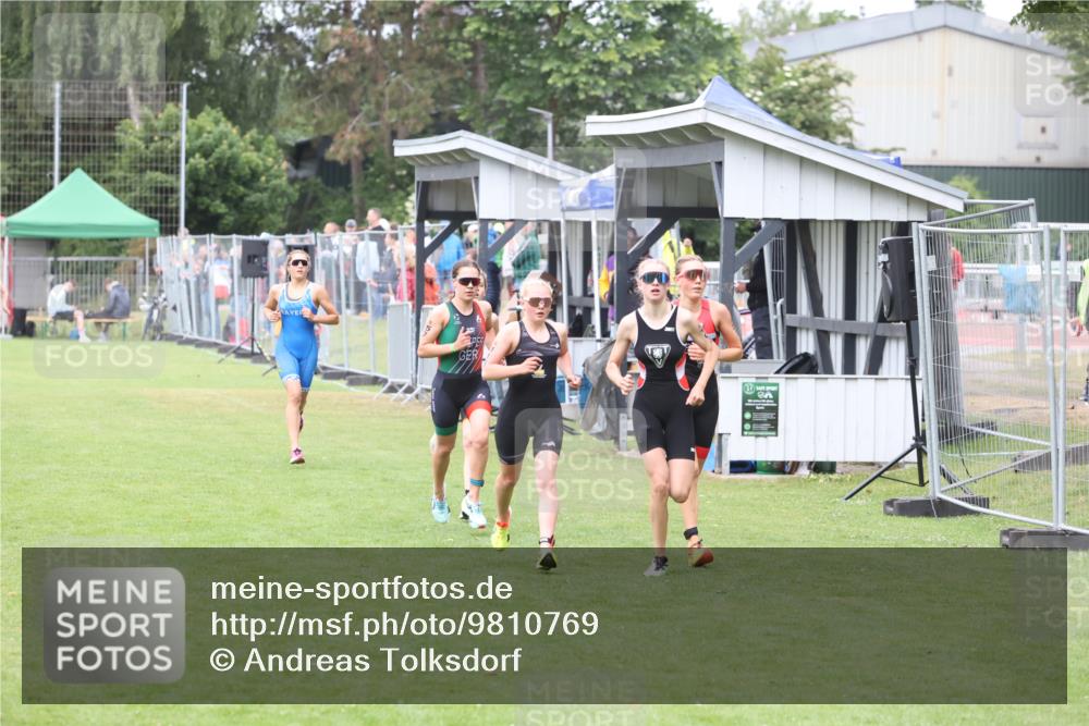 14.06.2026 - 7 Türme Triathlon Andreas Tolksdorf http://msf.ph/oto/9810769 14.06.2026 08:45:26 Schwimmen  meine-sportfotos.de
