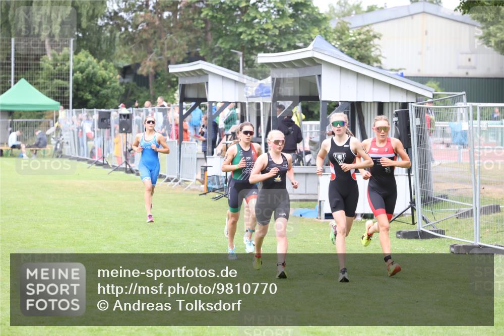 14.06.2026 - 7 Türme Triathlon Andreas Tolksdorf http://msf.ph/oto/9810770 14.06.2026 08:45:27 Schwimmen  meine-sportfotos.de