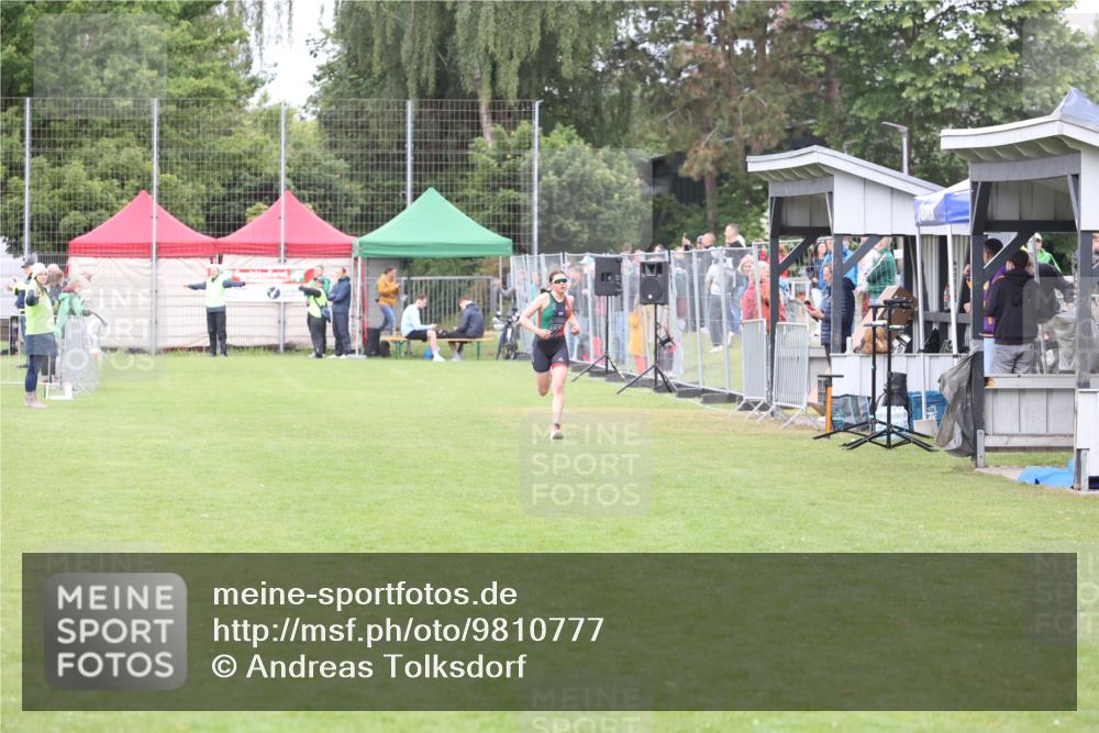 14.06.2026 - 7 Türme Triathlon Andreas Tolksdorf http://msf.ph/oto/9810777 14.06.2026 08:45:33 Schwimmen  meine-sportfotos.de