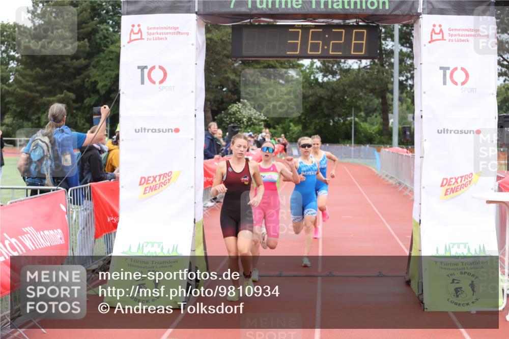 14.06.2026 - 7 Türme Triathlon Andreas Tolksdorf http://msf.ph/oto/9810934 14.06.2026 08:54:19 Schwimmen  meine-sportfotos.de