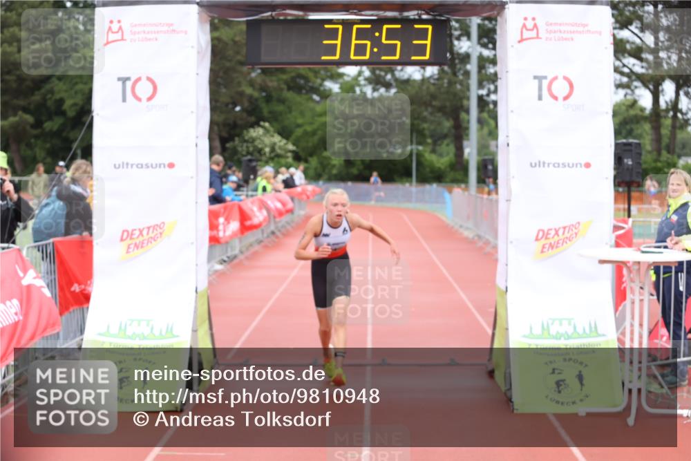 14.06.2026 - 7 Türme Triathlon Andreas Tolksdorf http://msf.ph/oto/9810948 14.06.2026 08:54:43 Schwimmen  meine-sportfotos.de