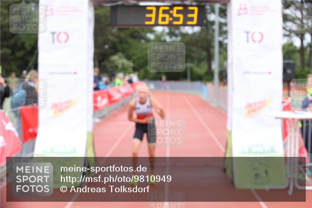 14.06.2026 - 7 Türme Triathlon Andreas Tolksdorf http://msf.ph/oto/9810949 14.06.2026 08:54:43 Schwimmen  meine-sportfotos.de