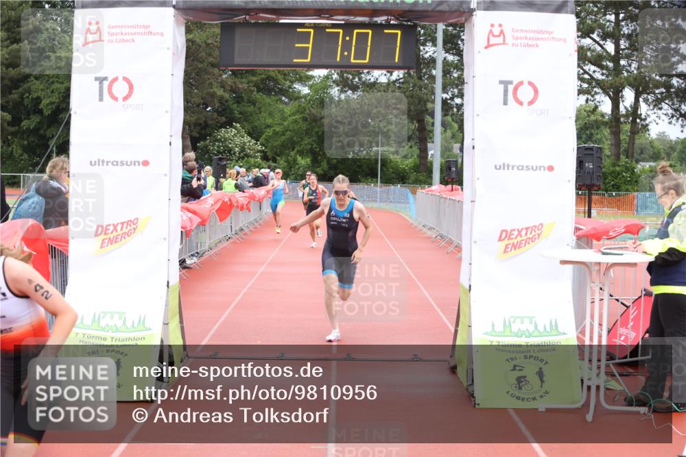 14.06.2026 - 7 Türme Triathlon Andreas Tolksdorf http://msf.ph/oto/9810956 14.06.2026 08:54:58 Schwimmen  meine-sportfotos.de