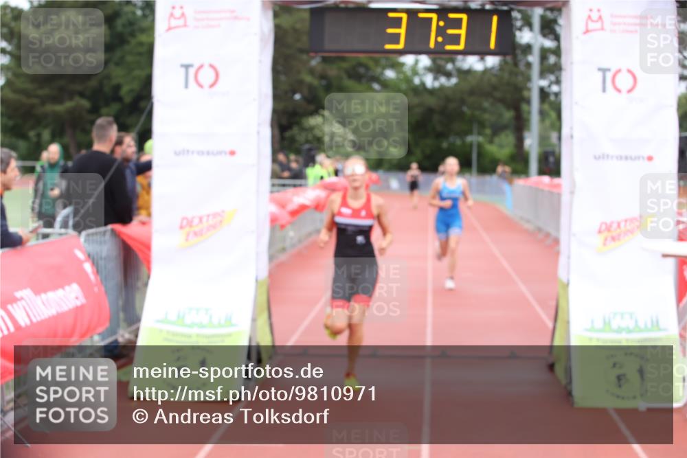 14.06.2026 - 7 Türme Triathlon Andreas Tolksdorf http://msf.ph/oto/9810971 14.06.2026 08:55:22 Schwimmen  meine-sportfotos.de