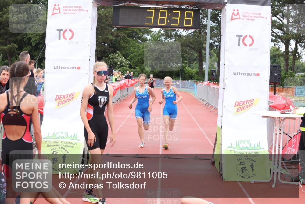 14.06.2026 - 7 Türme Triathlon Andreas Tolksdorf http://msf.ph/oto/9811005 14.06.2026 08:56:28 Schwimmen  meine-sportfotos.de