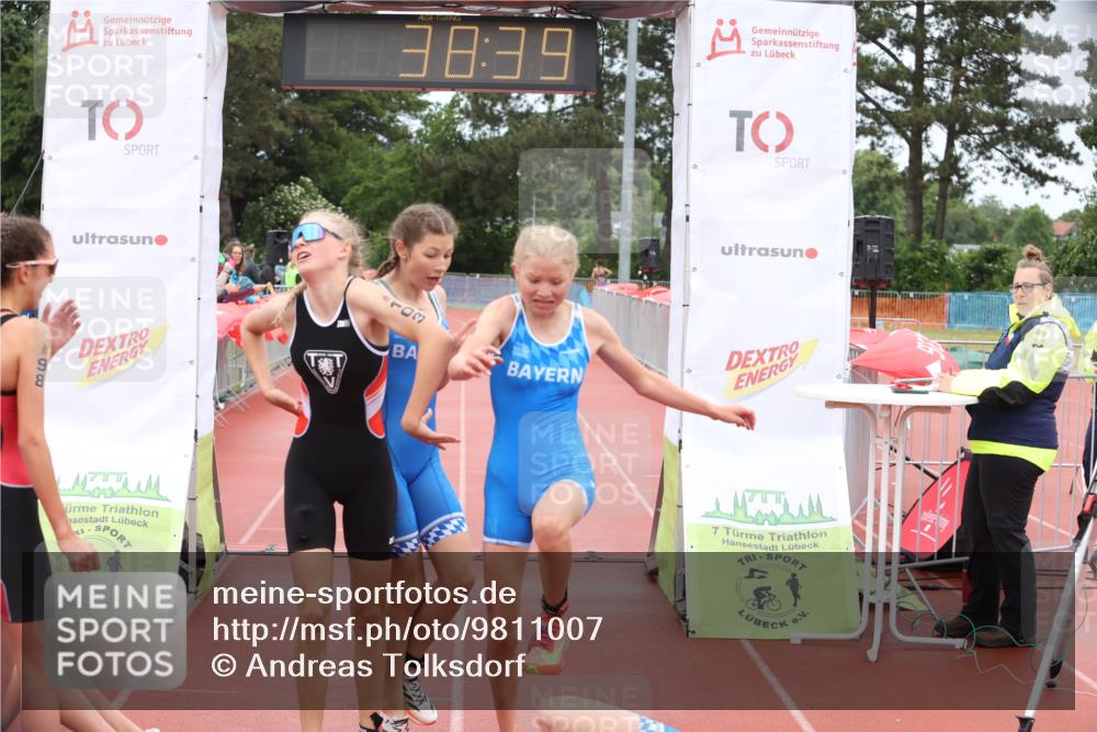 14.06.2026 - 7 Türme Triathlon Andreas Tolksdorf http://msf.ph/oto/9811007 14.06.2026 08:56:29 Schwimmen  meine-sportfotos.de