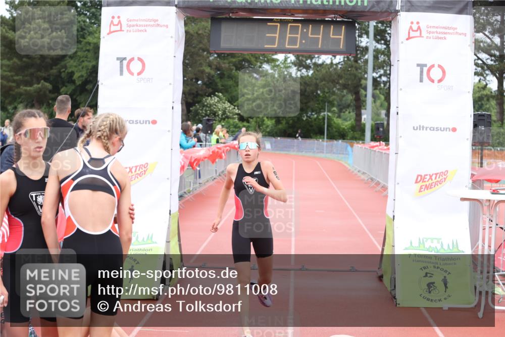 14.06.2026 - 7 Türme Triathlon Andreas Tolksdorf http://msf.ph/oto/9811008 14.06.2026 08:56:35 Schwimmen  meine-sportfotos.de