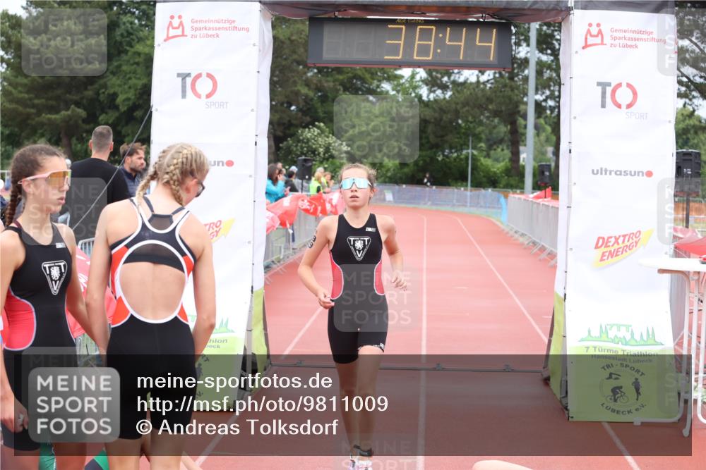 14.06.2026 - 7 Türme Triathlon Andreas Tolksdorf http://msf.ph/oto/9811009 14.06.2026 08:56:35 Schwimmen  meine-sportfotos.de